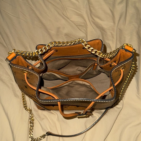 MCM Soft Berlin Drawstring Bag - Picture 4 of 6